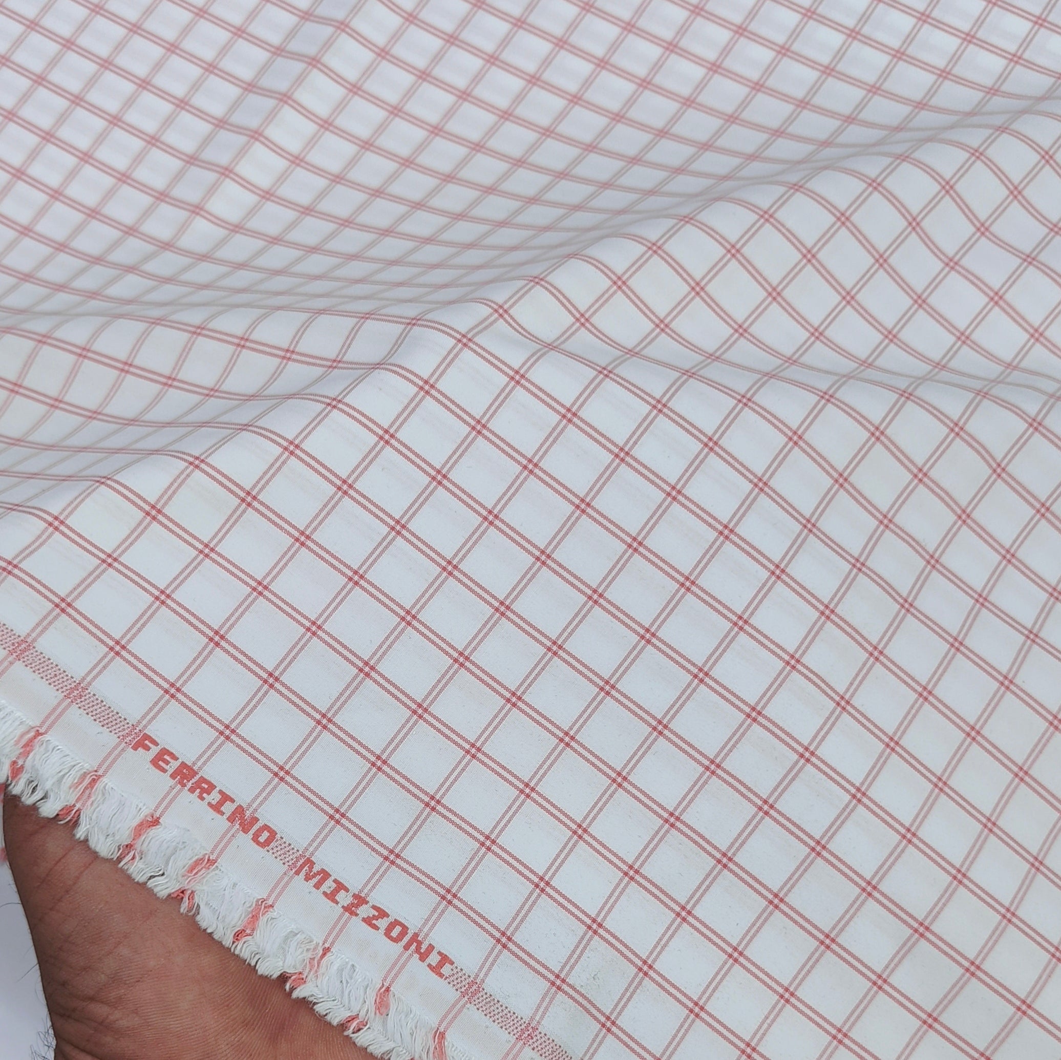 Shirt Fabric Ferrino Mizzoni Poly Cotton Wrinkle Free Check Colour Faded Red N White